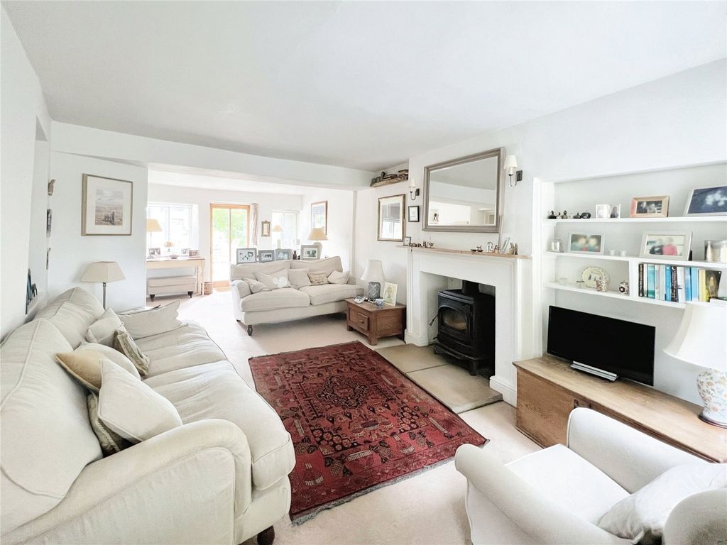 Property photo 2 of 16 Picture No. 08