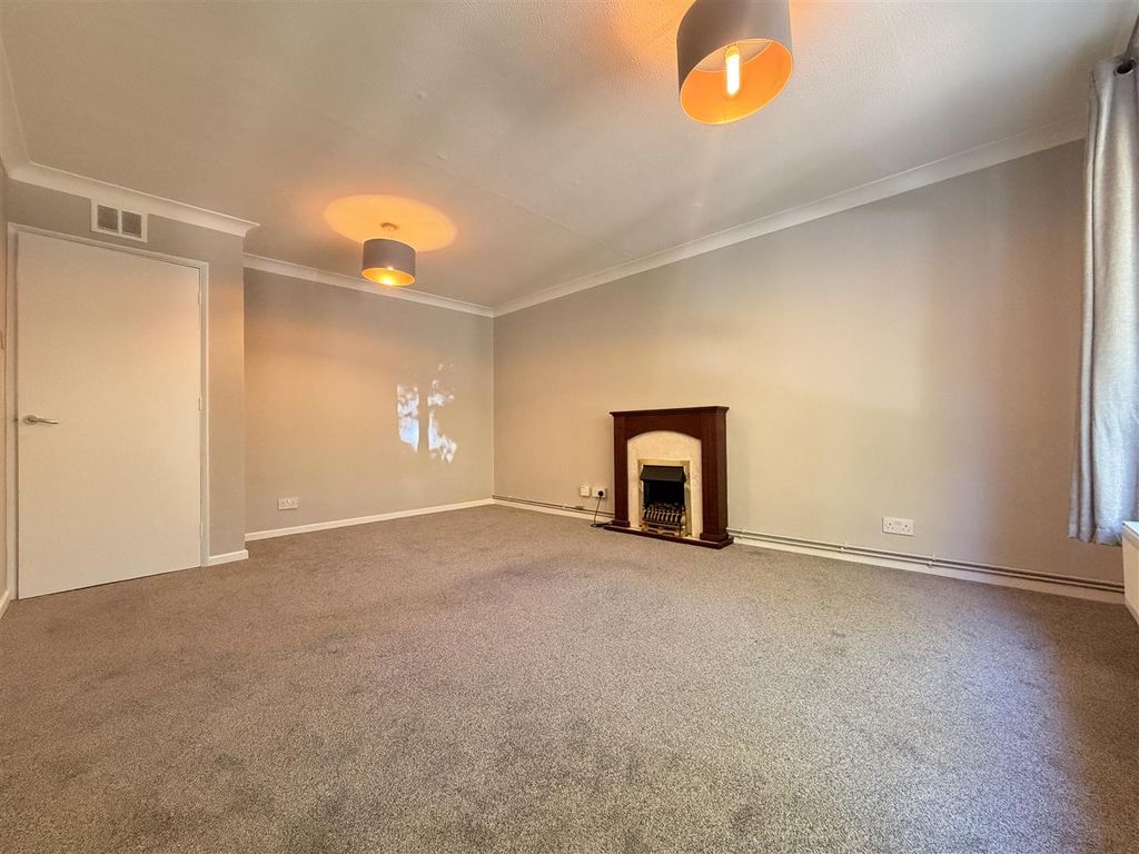 Property photo 2 of 8 Img_9364.Jpg
