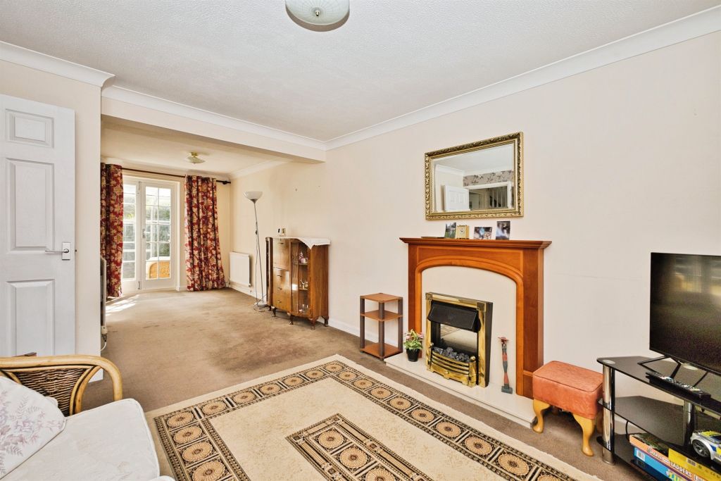 Property photo 3 of 16