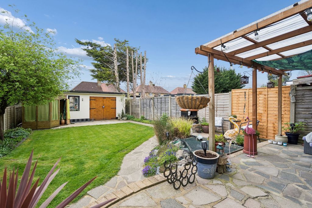 Property photo 2 of 13