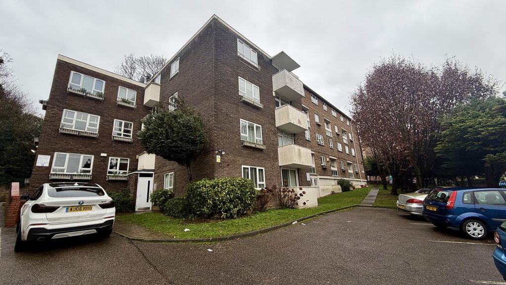 Property photo 1 of 11 Front (Exterior)