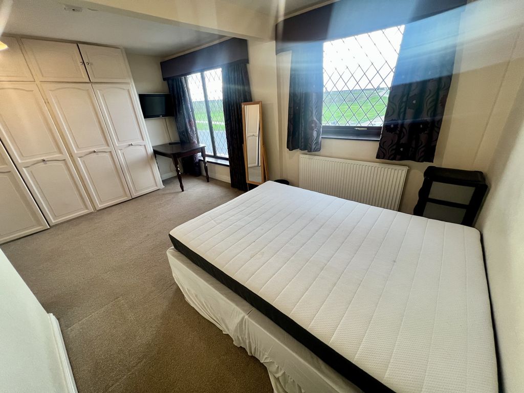 Additional image 15 of 4 bed detached house for salePrinces Way, Fleetwood FY7