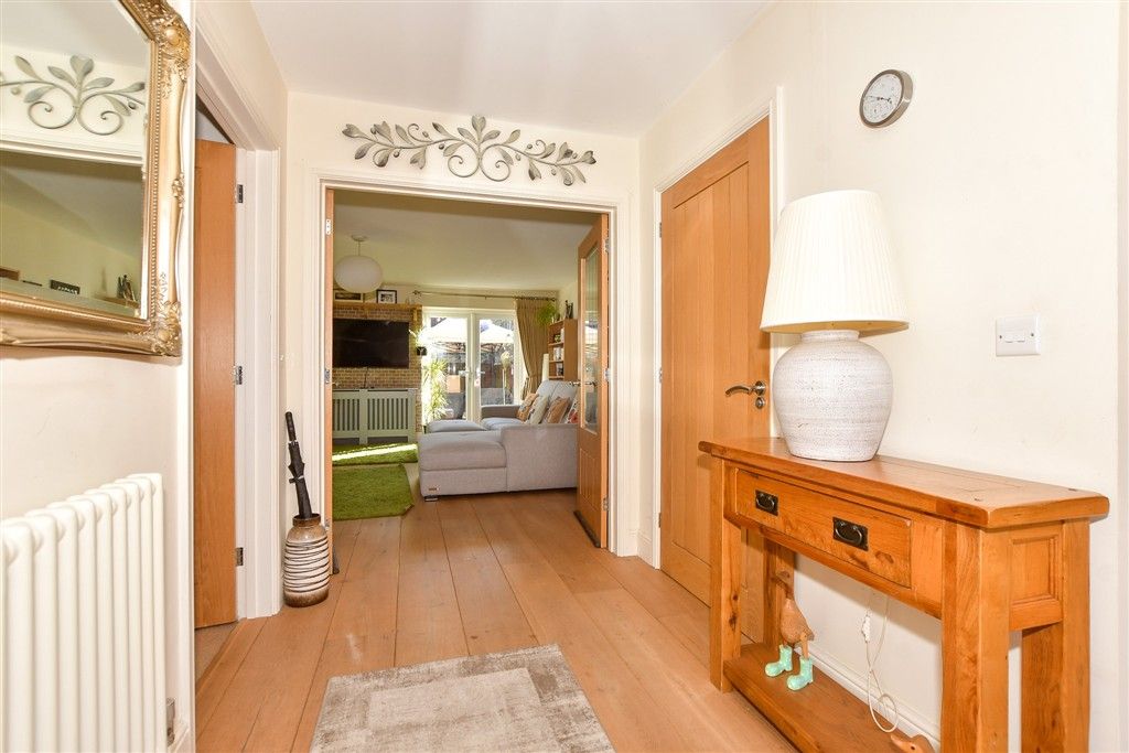 Property photo 2 of 16 Hallway