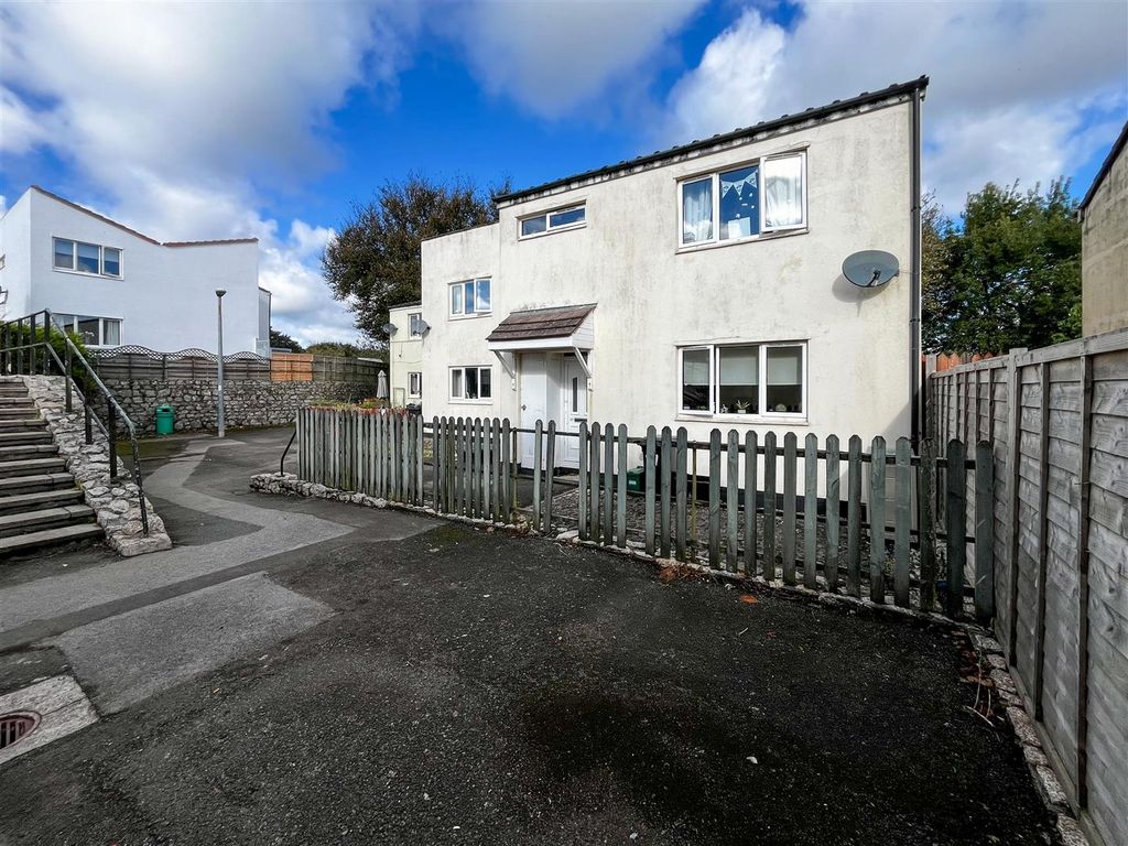 Property photo 1 of 21