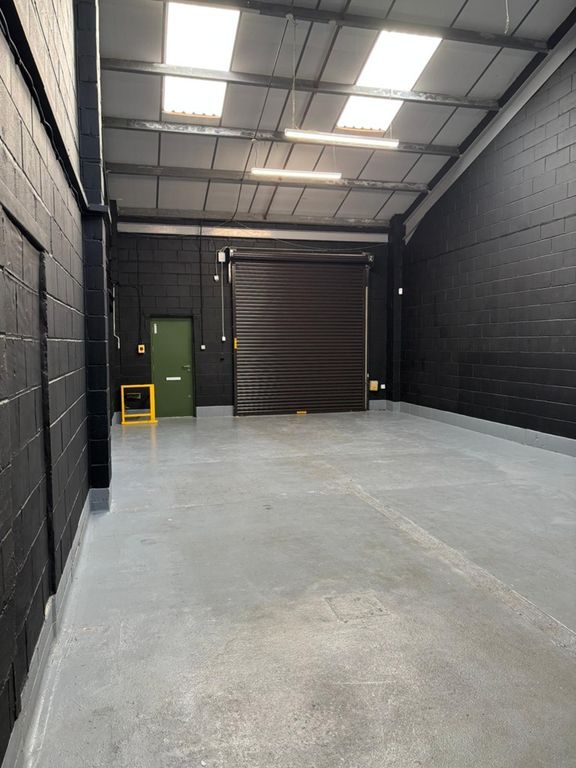 Property photo 3 of 8 Photo 3