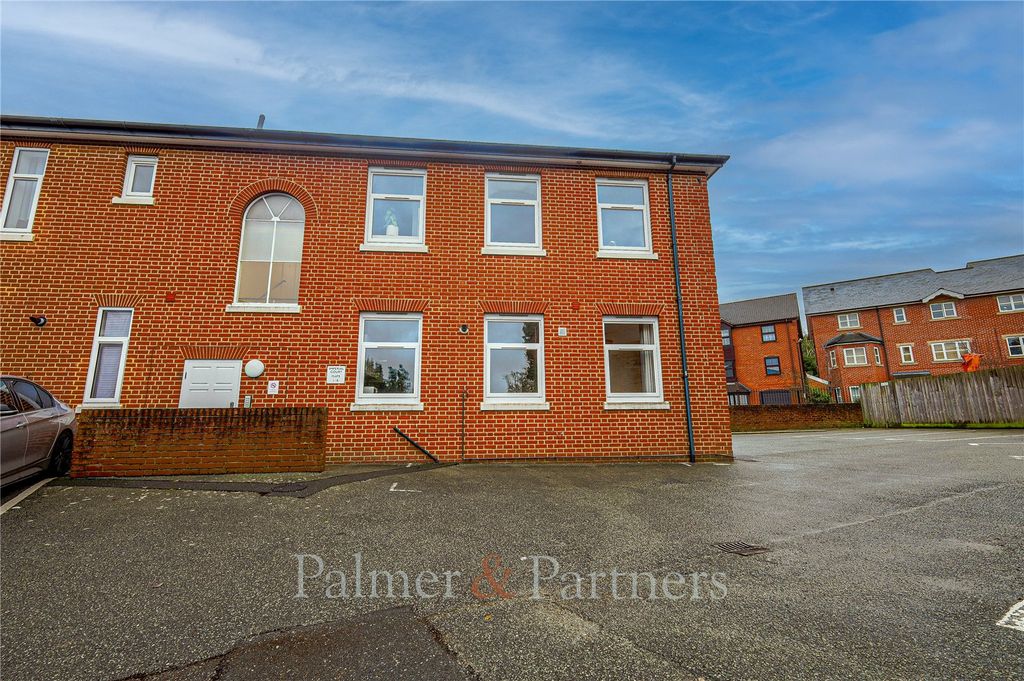 Property photo 1 of 3 Picture No. 12