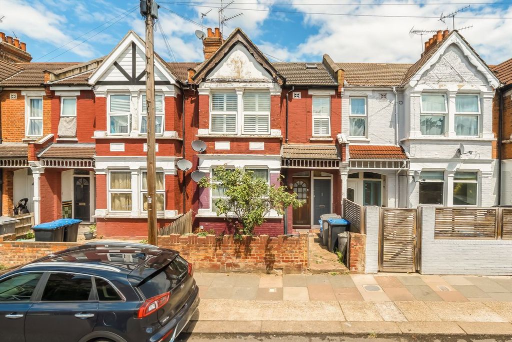 Property photo 1 of 7