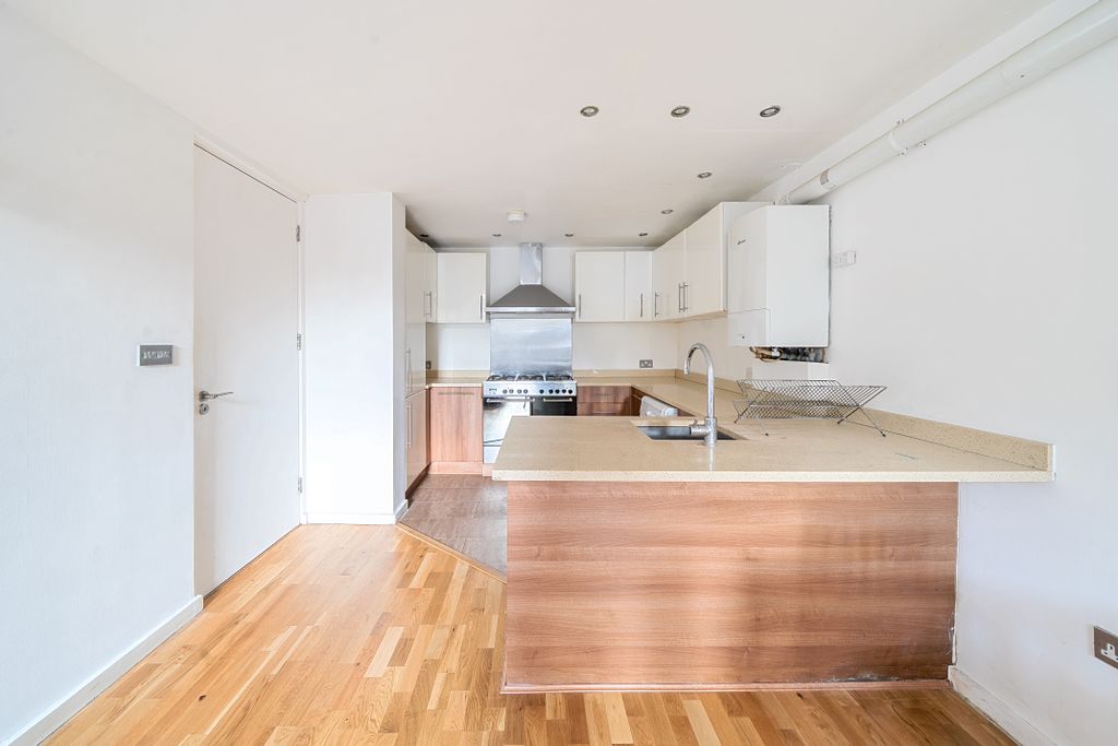 Property photo 3 of 20