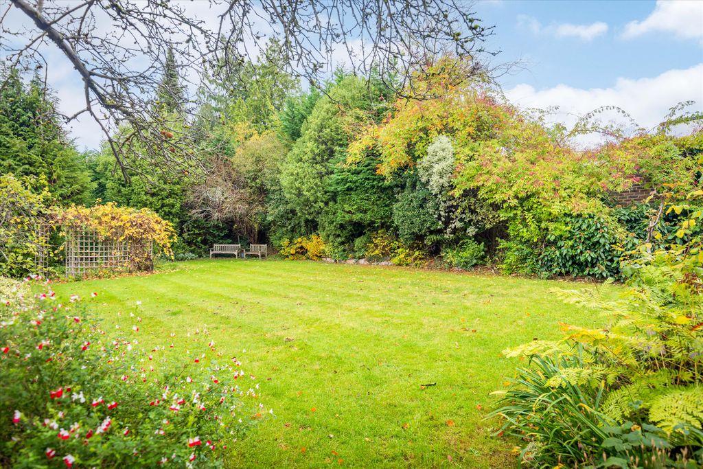 Property photo 3 of 11 Image