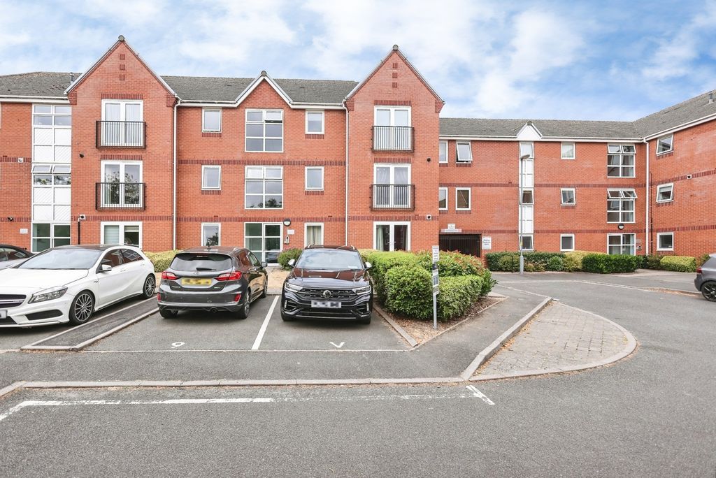 Property photo 1 of 16 Pbox-Img.Jpg