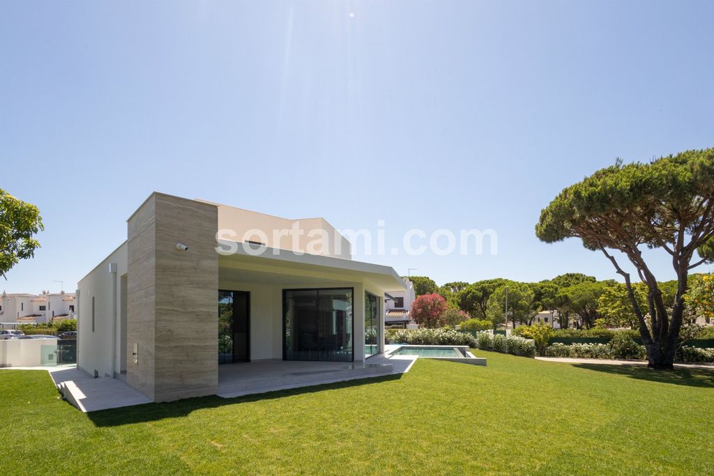 Property photo 3 of 36