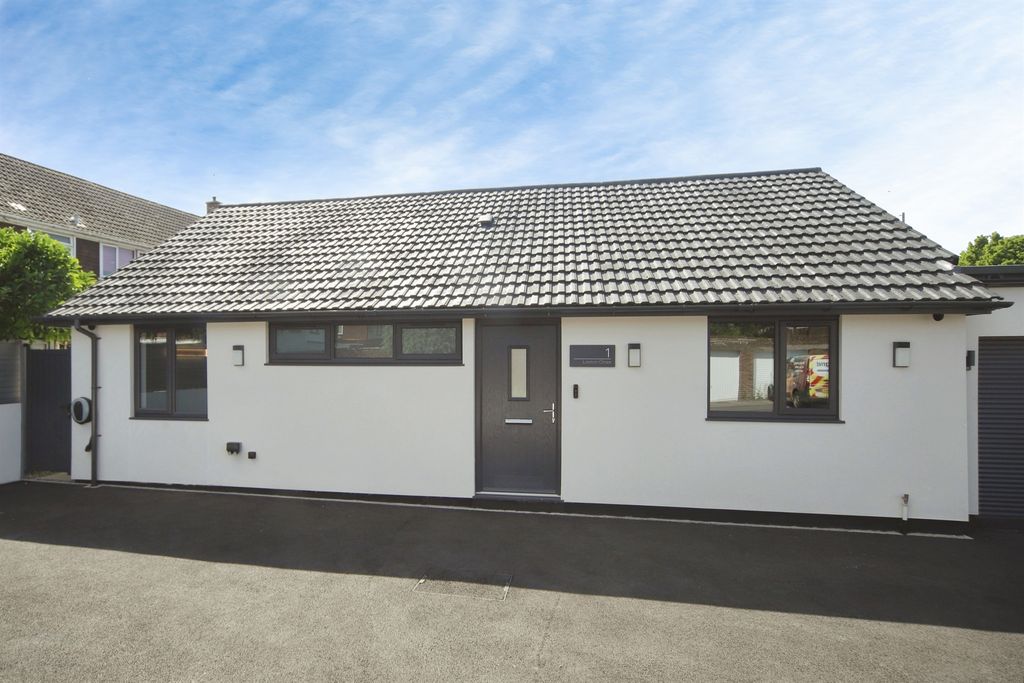 Property photo 1 of 19