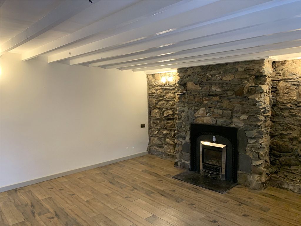 Property photo 2 of 10 Picture No. 22