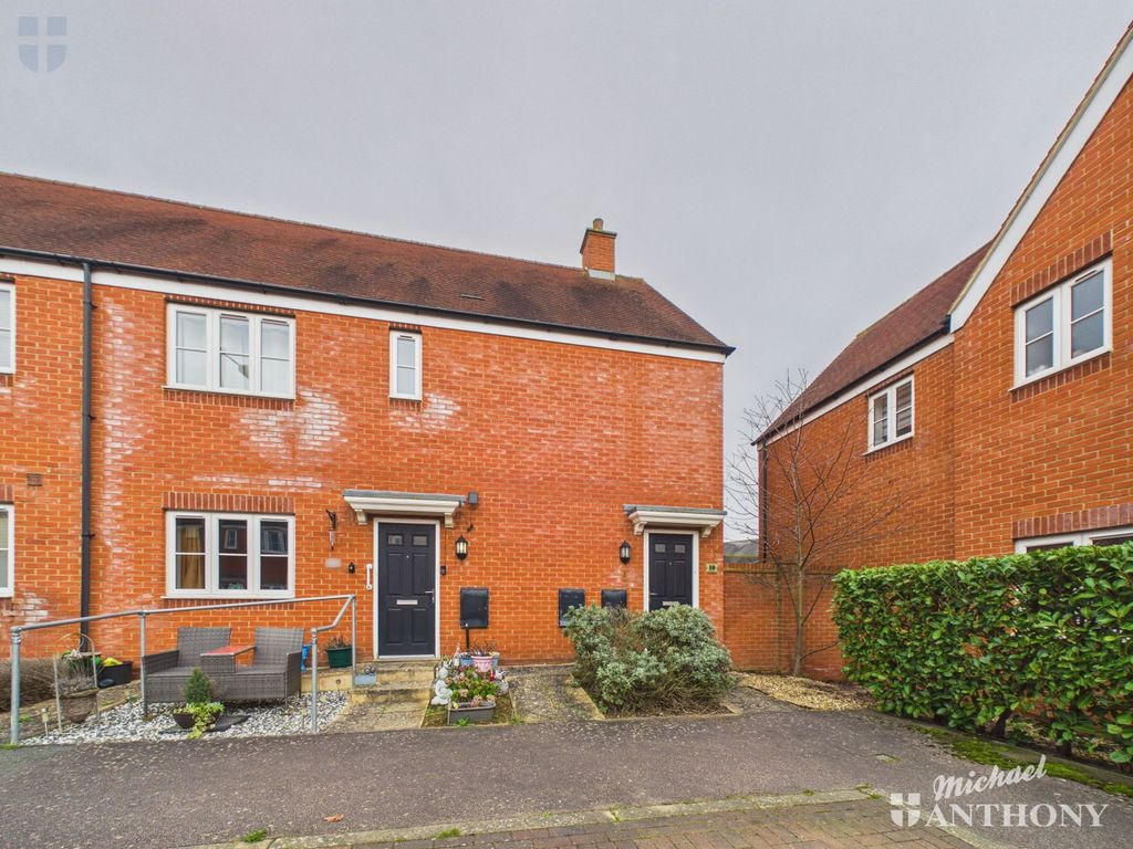 Property photo 1 of 7 Cam03218G0-Pr0940-Still010