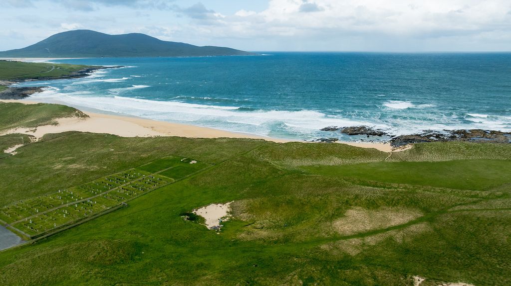 Property photo 1 of 39