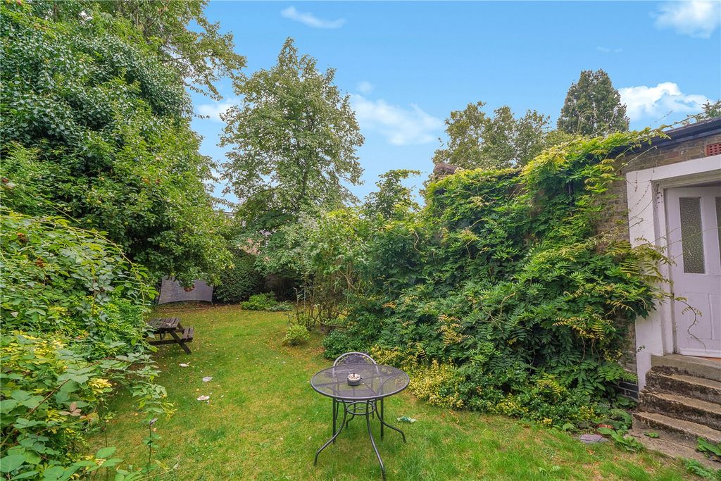 Property photo 3 of 15 Picture No. 16