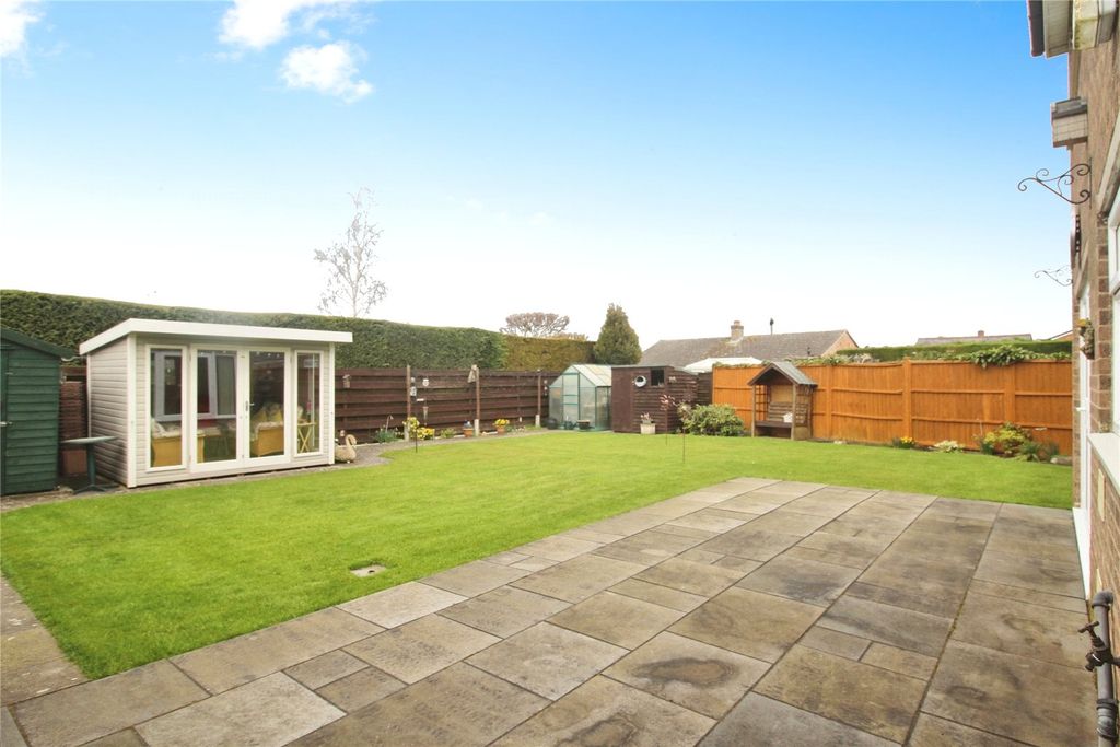 Property photo 2 of 14 Rear Garden
