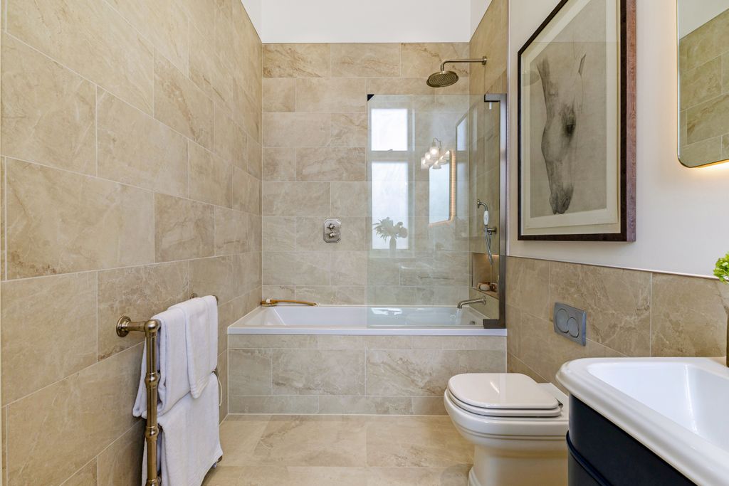 Additional image 9 of 2 bed flat for saleNataly Gardens, Wick Road, Egham TW20