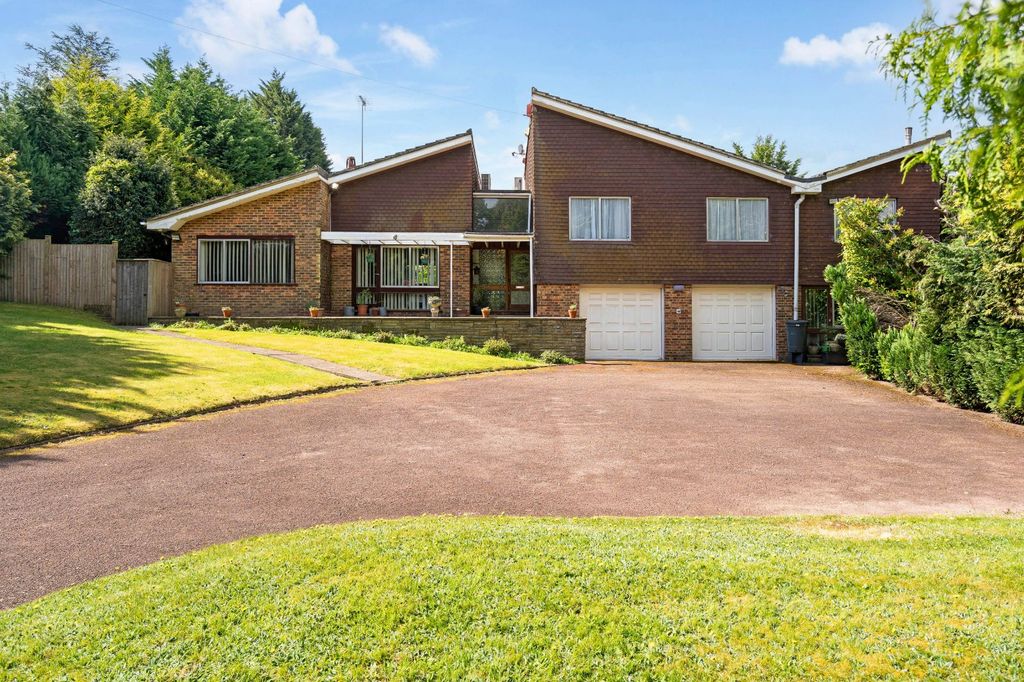 Property photo 1 of 15 Picture No. 23