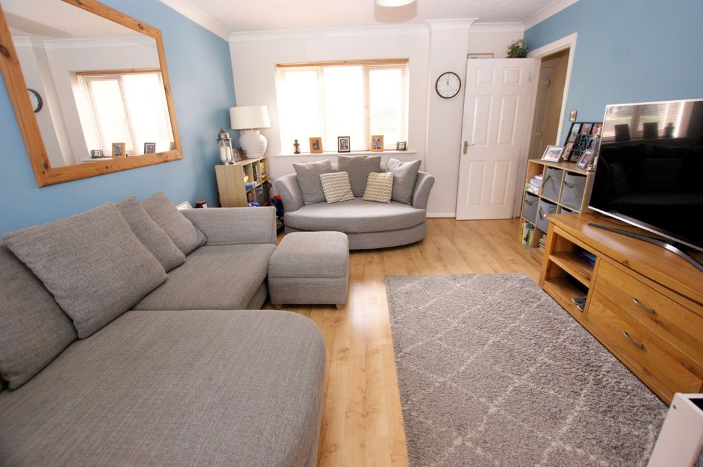 Property photo 2 of 12 Picture No. 04