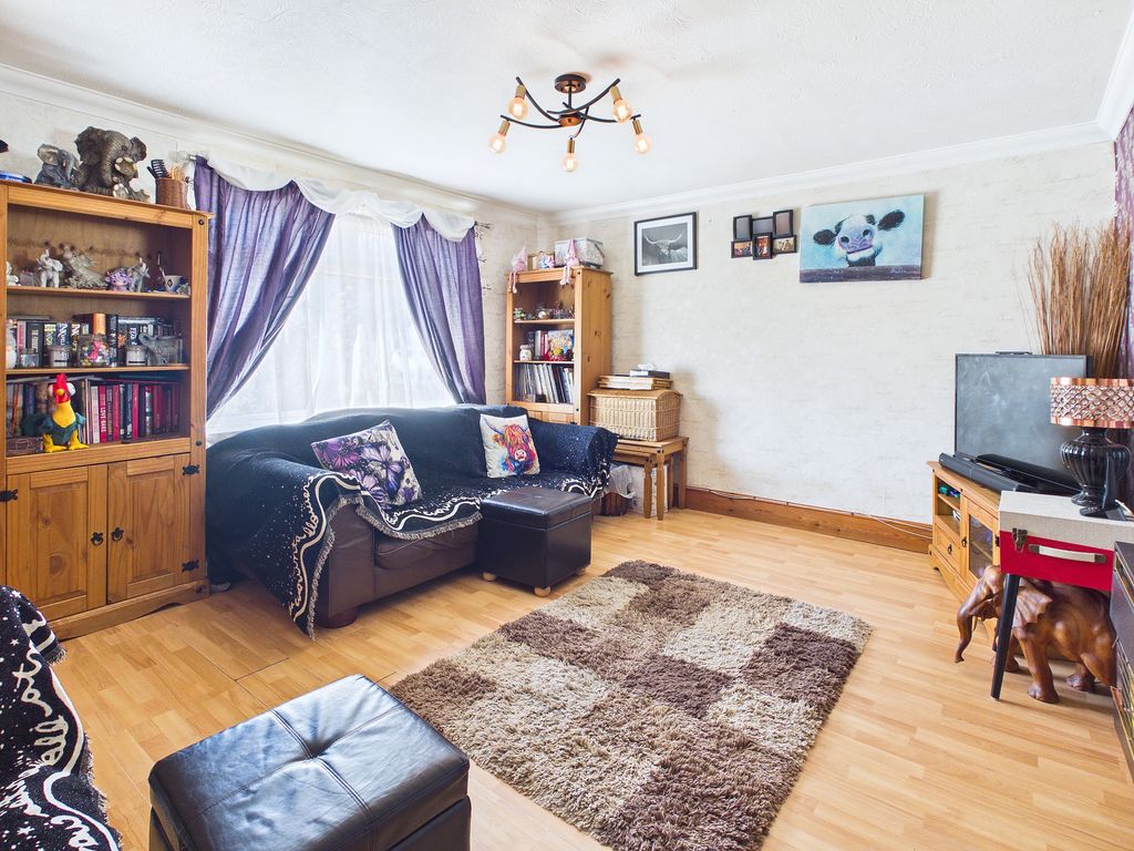 Property photo 3 of 21