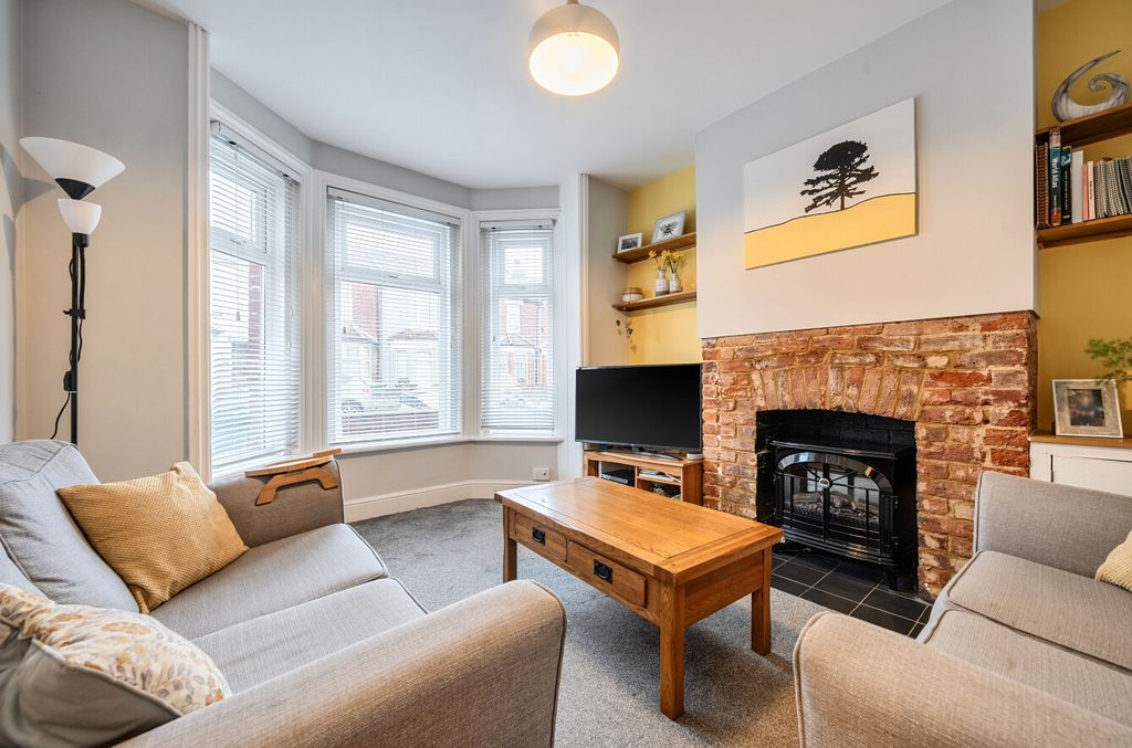 Property photo 2 of 22 1416920-13-69973c...