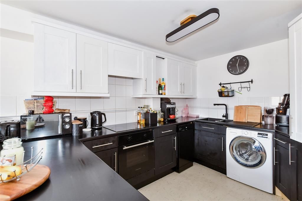 Property photo 1 of 11 Kitchen/Diner