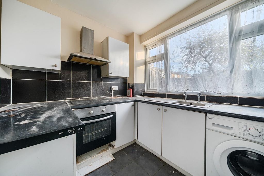 Property photo 3 of 18 1381739-6-691462Fd4A6A6.Jpg