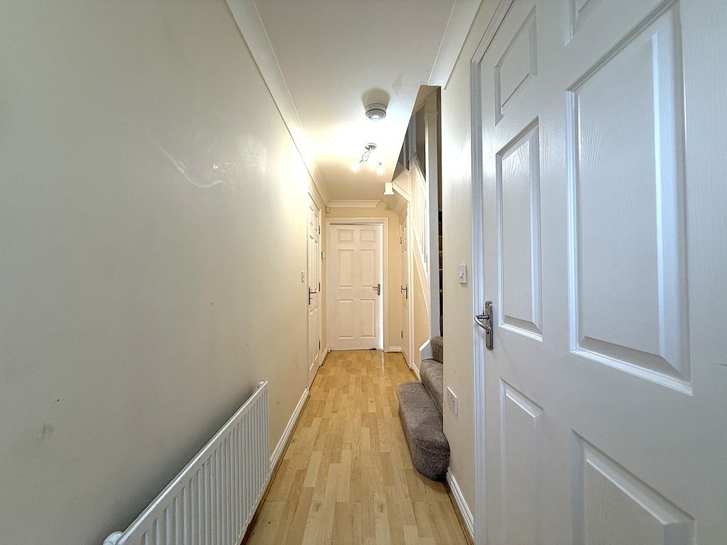 Property photo 2 of 29