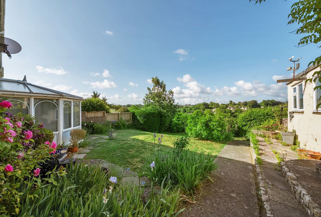 Property photo 2 of 23 1298331-1-683d80c...