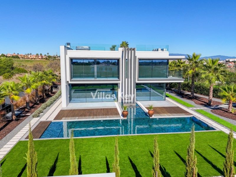 Property photo 3 of 47