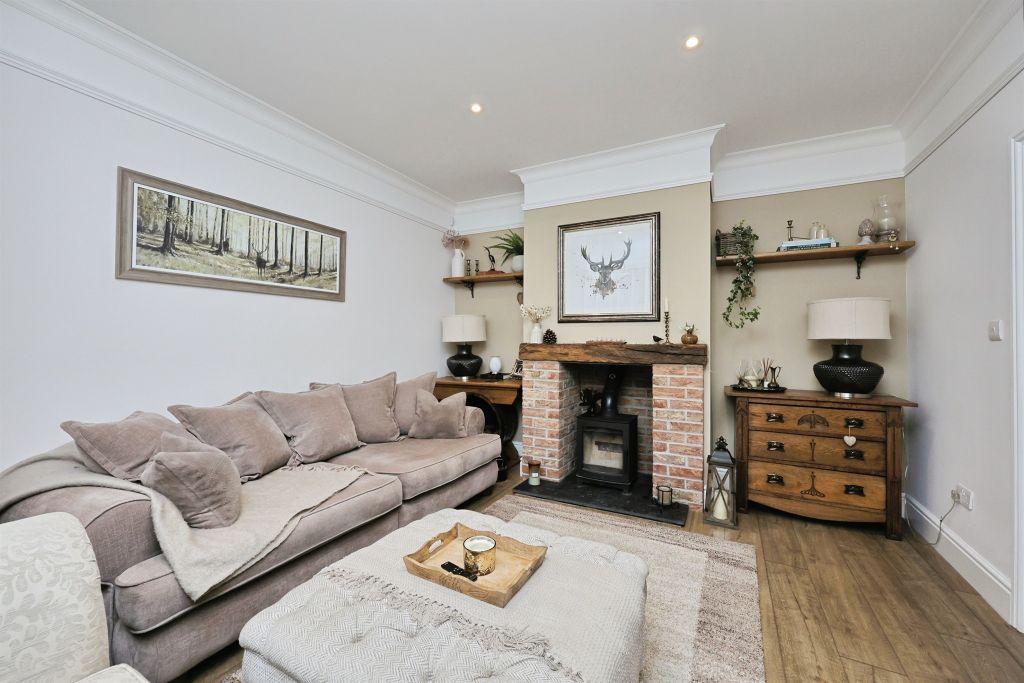 Property photo 2 of 22