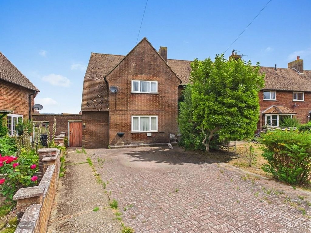 Property photo 1 of 12 Cam05010G0-Pr0146-Still017-001.Jpg