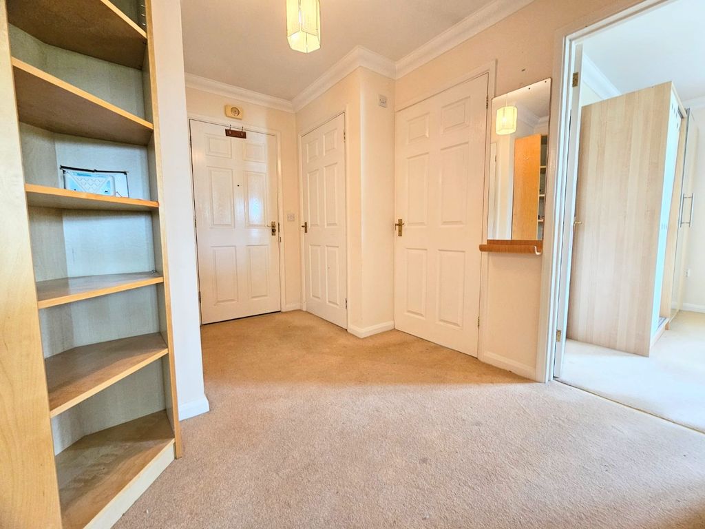 Property photo 3 of 17 4125905