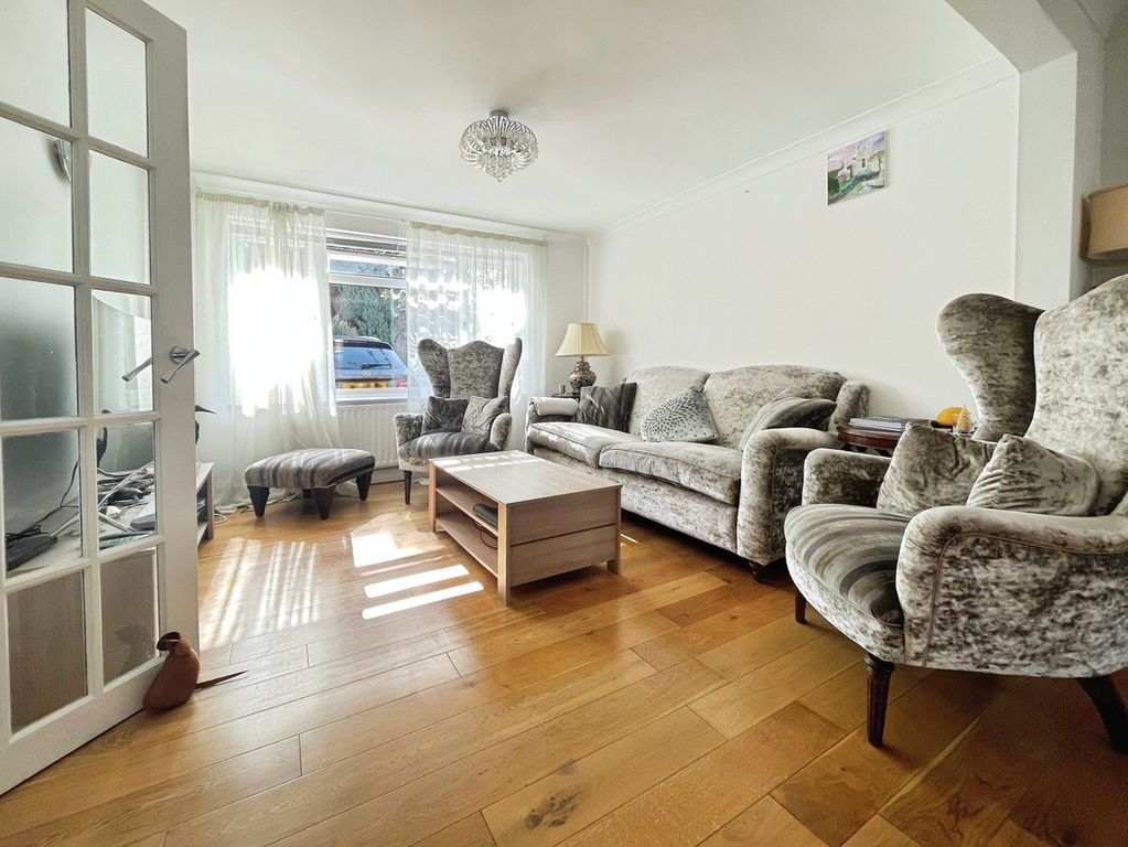 Property photo 2 of 15