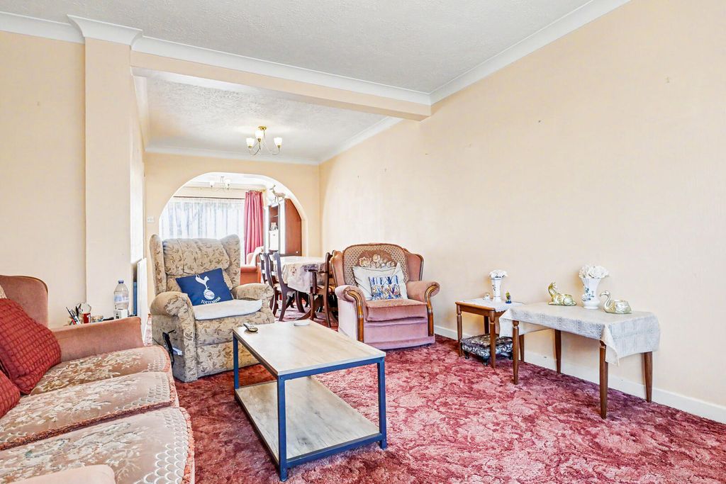 Property photo 3 of 26 Living Room