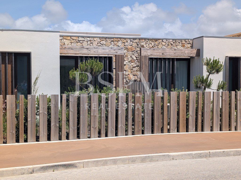 Property photo 2 of 36
