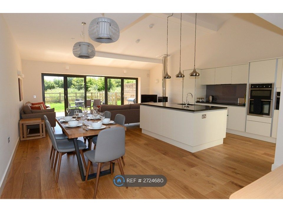 Property photo 2 of 20 Dining Area