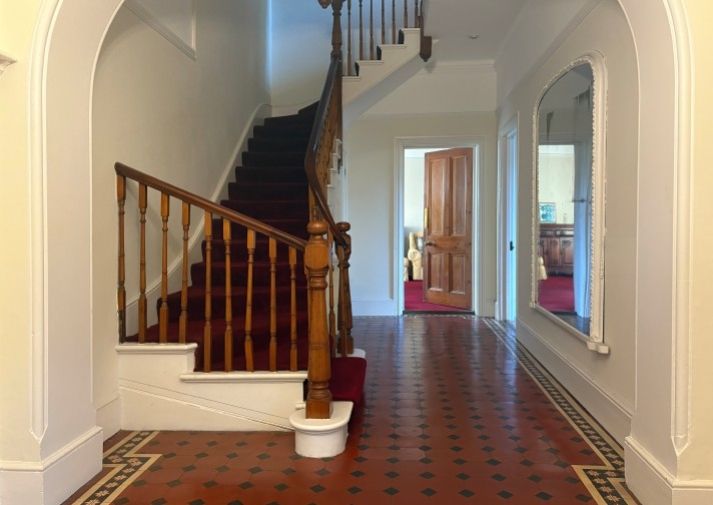 Property photo 3 of 19 Hallway 2