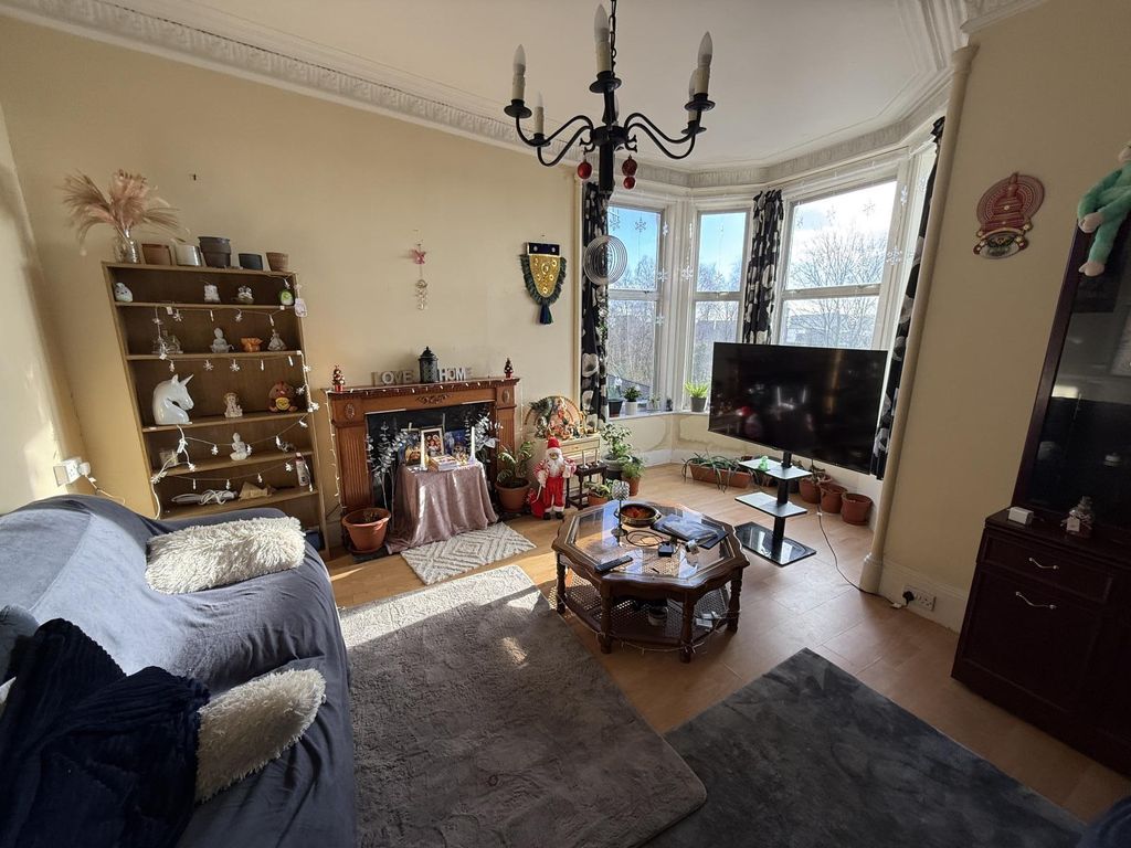 Property photo 2 of 9 Gallery