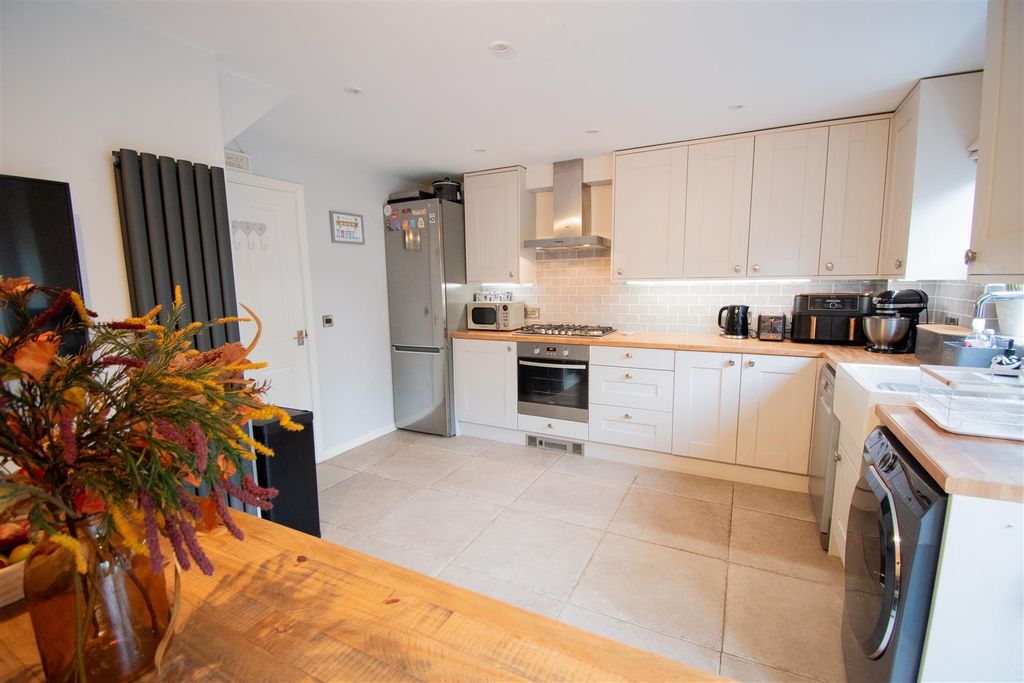Property photo 2 of 24 Photo 03-09-2026, 1 13 19 Pm.Jpg