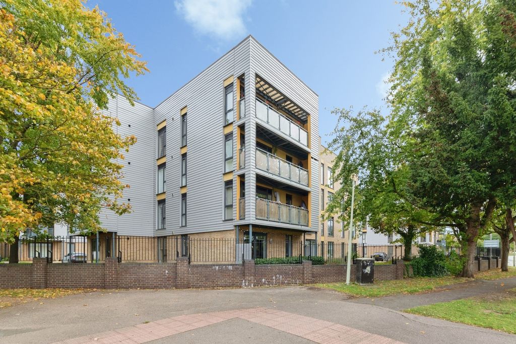 Property photo 1 of 16 Pbox-Img.Jpg