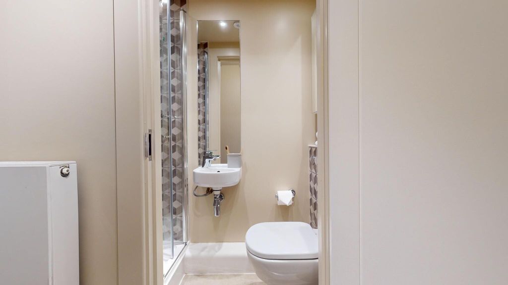Property photo 3 of 48 Bathroom
