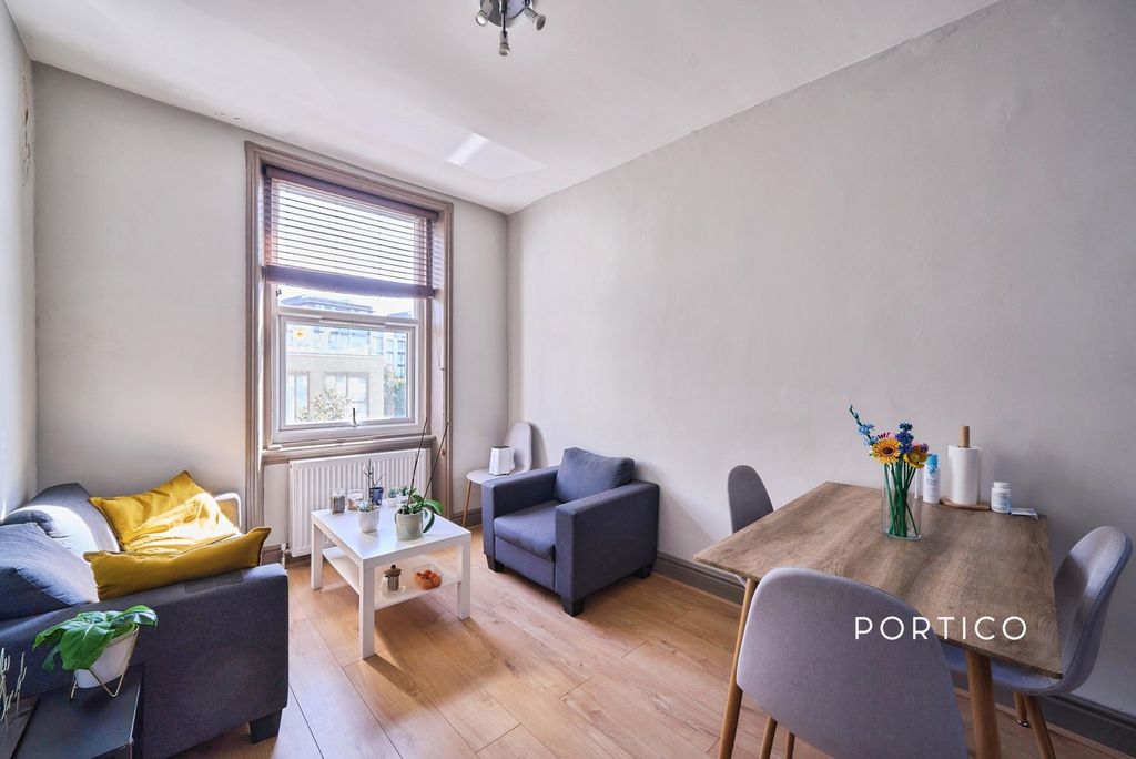 Property photo 3 of 7 Pbox-Img.Jpg