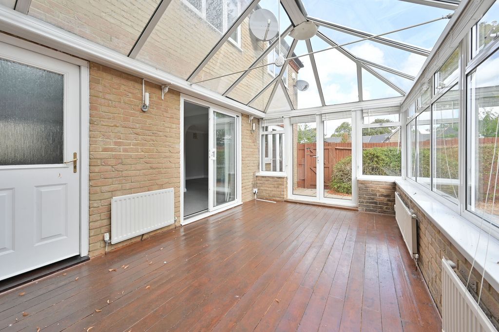 Property photo 3 of 23