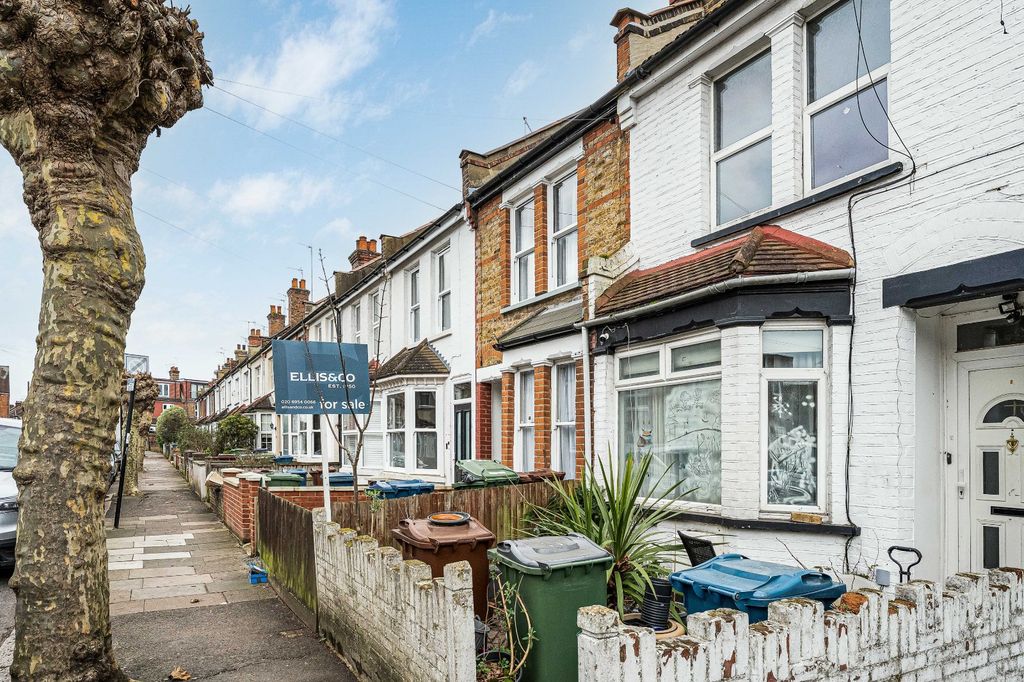 Property photo 1 of 23 Picture No. 30