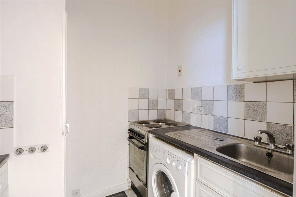 Property photo 3 of 7 Picture No. 04