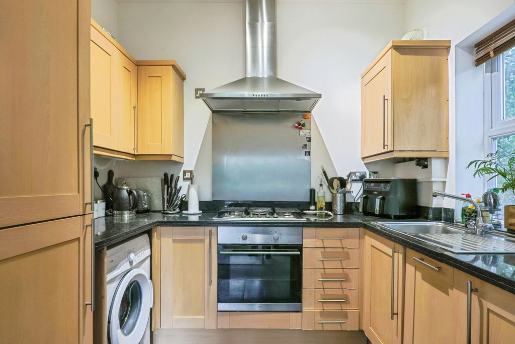 Property photo 2 of 18 Pbox-Img.Jpg