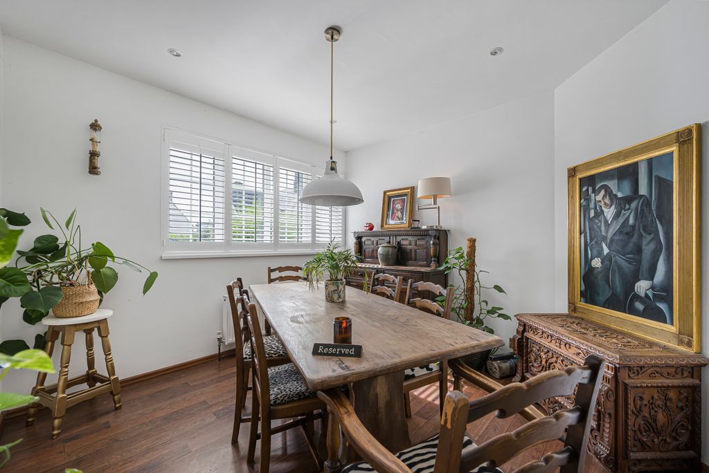 Property photo 3 of 33 Dining Room