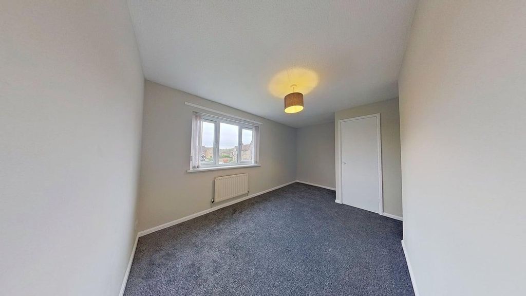 Property photo 1 of 12 19-Grange-Close-04162025135403.Jpg